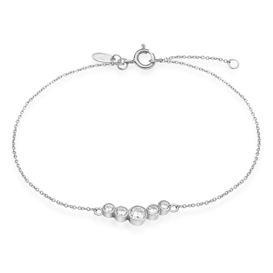 Rhodium-plated bracelet with cubic zirconia. Adjustable length and polished finish for an elegant, sustainable look.