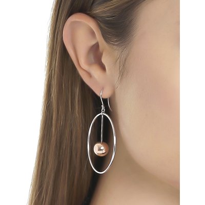 Beads hoop reringe fra East Copenhagen – moderne udtryk med kontrast og markant form.