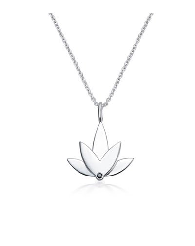 Lotus halskde i rhodineret recycled sterlingslv med hndsat sort cubic zirconia, blankpoleret finish og to-lags vedhng p 1,2 cm,