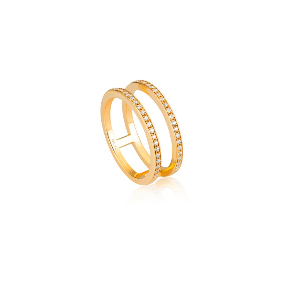 Double Classic ring in 24 kt. gold-plated silver with 54 white cubic zirconia – elegant and polished design.